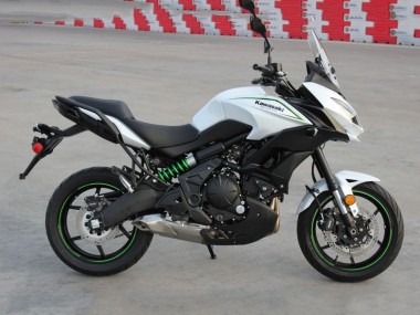Großhandel Kawasaki Versys 650 Motorrad Verkleidung 2015-2021 - Weiss