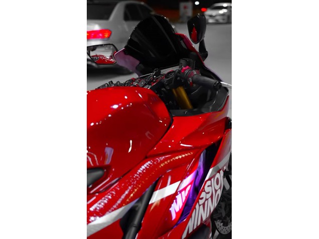 Großhandel Yamaha YZF R3/R25 Motorrad Verkleidung 2019-2021 - Dunkel Rot Weiss Silber Schwarz Valsir