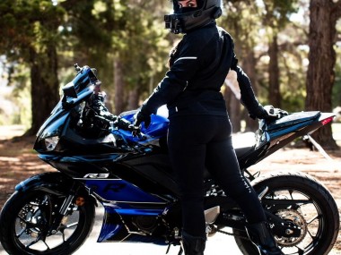 Großhandel Yamaha YZF R3/R25 Motorrad Verkleidung 2022-2024 - Blau Glanzendes Schwarz