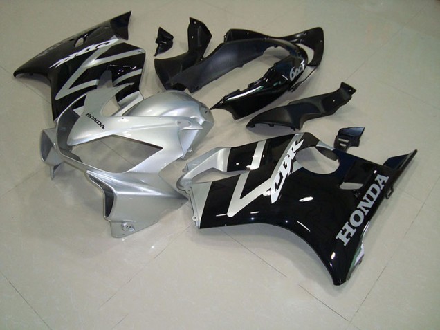 Großhandel CBR 600 F4i 2004-2007 Motorrad Verkleidungen - Schwarz Silber Großhandel CBR 600 F4i 2004-2007 Motorrad Verkleidungen - Schwarz Silber